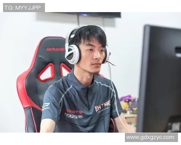 李秀英专访回顾DOTA2历程与S15电竞总决赛精彩瞬间 李秀英专访回顾DOTA2历程与S15电竞总决赛精彩瞬间